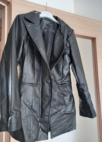 38 Beden siyah Renk Deri blazer ceket