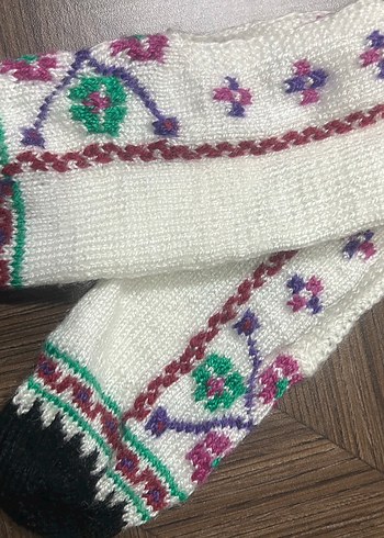 38 Beden çeşitli Renk Renkli Nakışlı Örgü patik