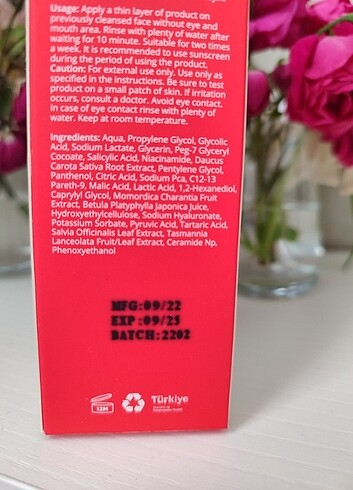 Beden Renk S'He VEC RED OF LOVE AHA & BHA SERUM