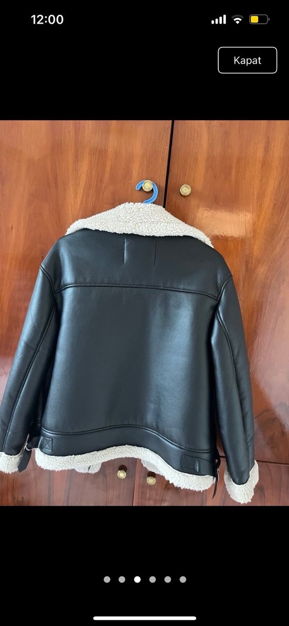 Bershka Siyah Kürk Detaylı Mini Deri Ceket - Görsel 3