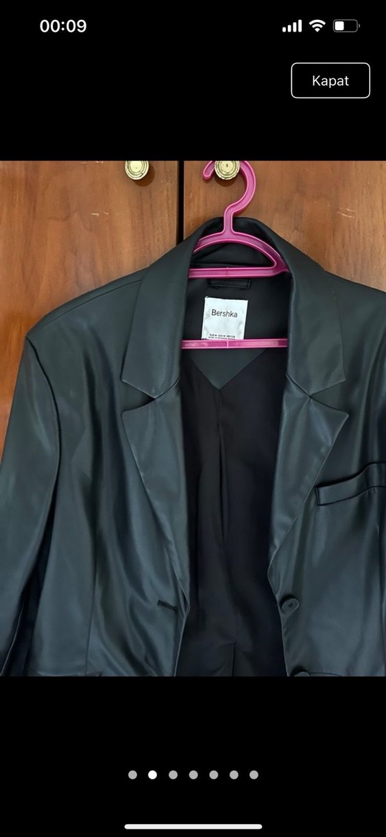 Bershka Blazer Siyah Kadın Deri Ceket, Düğmeli, Uzun Kollu - Görsel 2