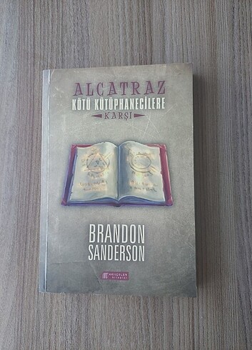 Alcatraz Kötü Kütüphanecilere Karşı 