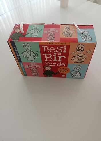Beşi Bir Yerde Kitap Serisi 4. Sınıf