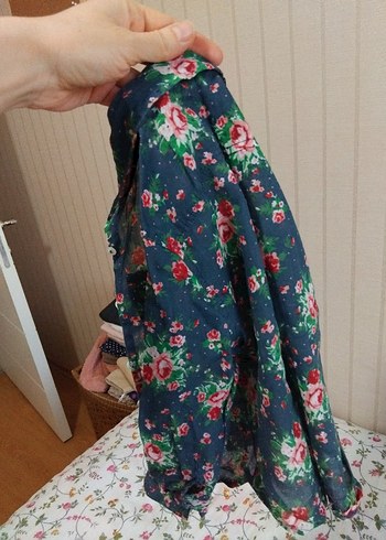 Çiçek Desenli Uzun Kollu Kız Gömleği - Görsel 6