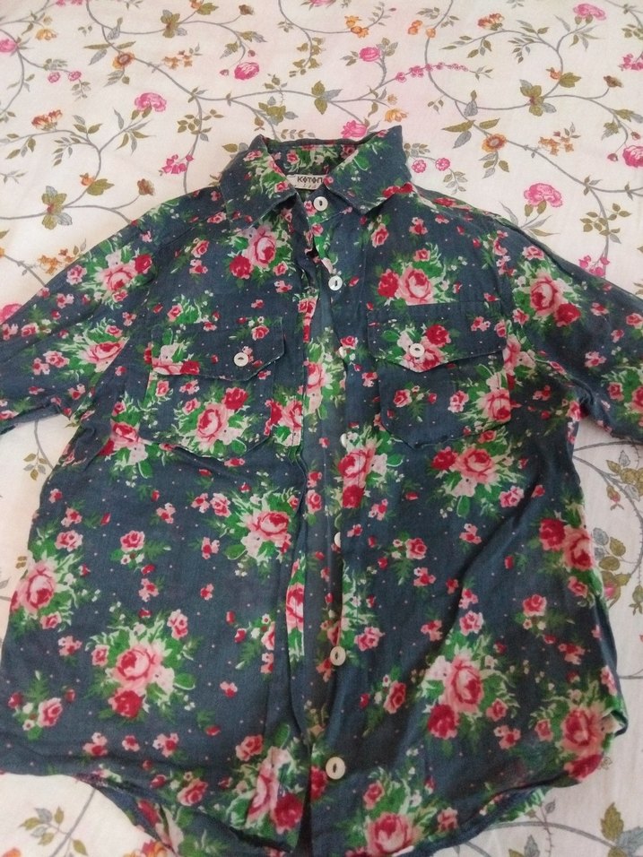 Çiçek Desenli Uzun Kollu Kız Gömleği - Görsel 2