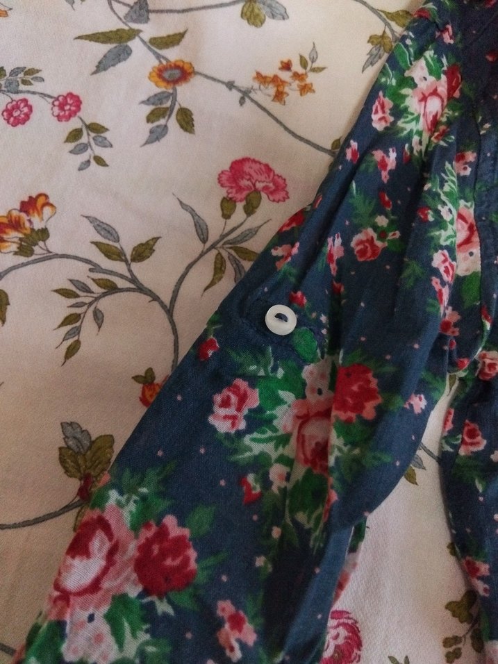 Çiçek Desenli Uzun Kollu Kız Gömleği - Görsel 5