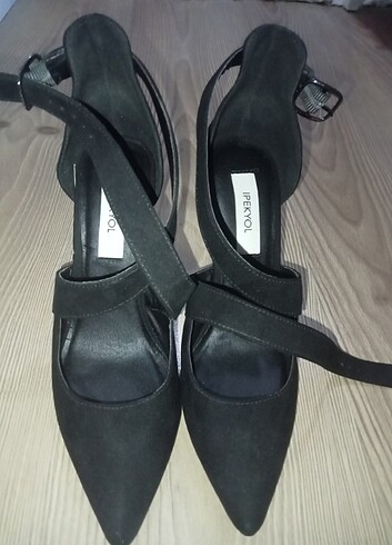 38 Beden siyah Renk Topuklu ayakkabı 