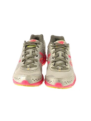 38 Beden New Balance Spor Ayakkabı %70 İndirimli.