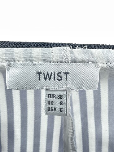36 Beden çeşitli Renk Twist Düz Kesim %70 İndirimli.