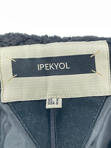 36 Beden siyah Renk ipekyol Mont %70 İndirimli.