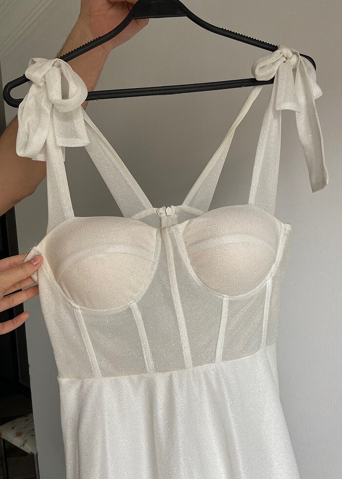 Simli Bağlama Detaylı Midi Abiye - Görsel 2