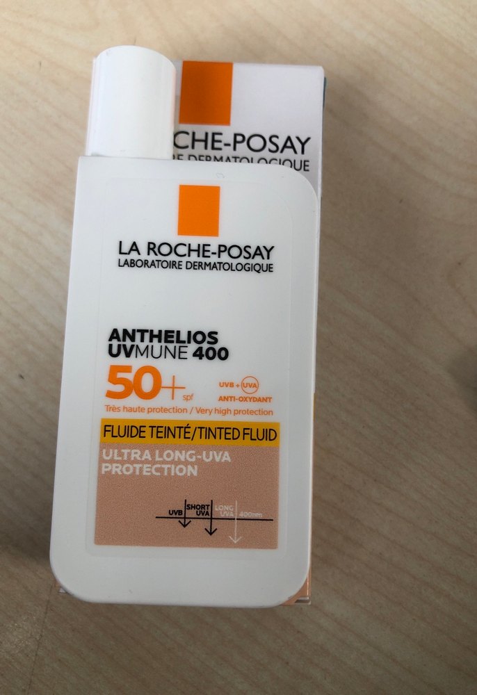 La Roche-Posay Anthelios UVmune 400 SPF 50+ Tonlu Güneş Koruyucu - Görsel 2