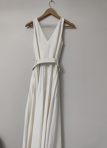 Beyaz şık elbise - Görsel 7