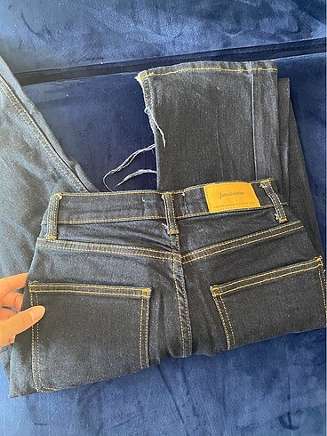 xs Beden Stradivarius koyu jean