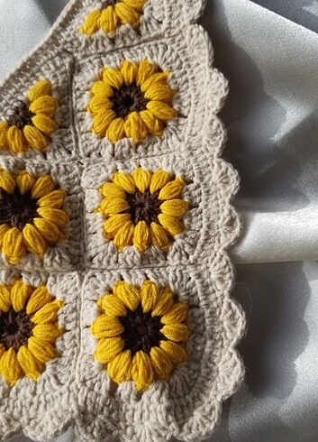 Beden çeşitli Renk ÇİÇEKLİ ÖRGÜ BANDANA