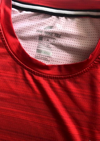 s Beden kırmızı Renk Nike Kırmızı Erkek Spor Tişörtü