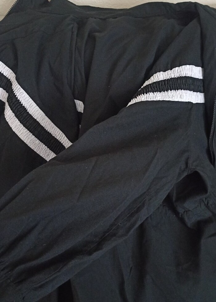 Kadın üst  - Görsel 2