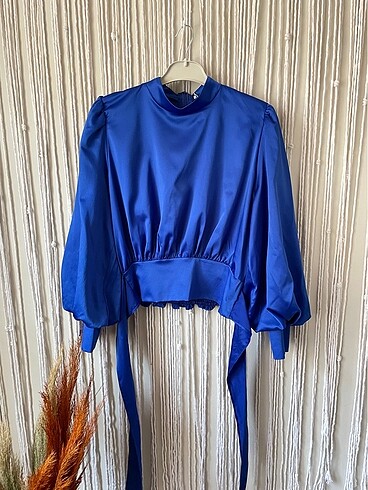 Zara Saten etek üstü gömlek