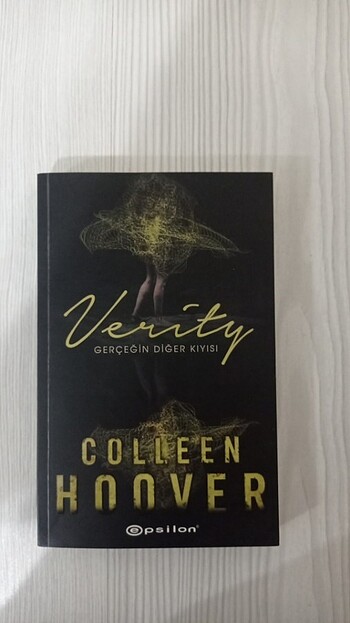 Verity gerçeğin diğer yarısı colleen hoover