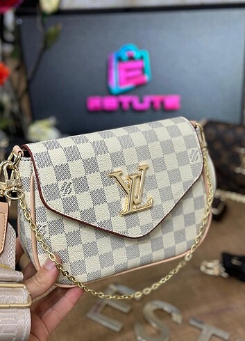 Louis Vuitton Louis Vuitton Çapraz Omuz Çantası