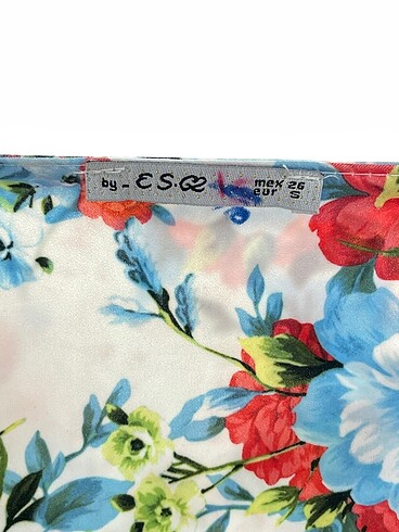 s Beden beyaz Renk PreLoved Kısa Elbise %70 İndirimli.