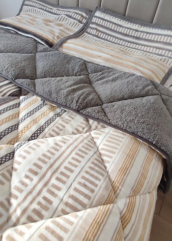 Gri Çift Taraflı Yumuşak Yatak Örtüsü - Görsel 2