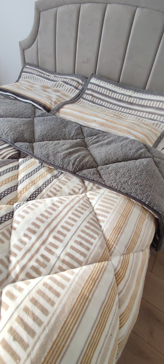 Gri Çift Taraflı Yumuşak Yatak Örtüsü - Görsel 2