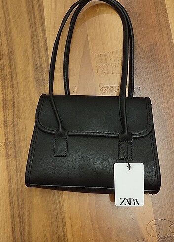 Zara çanta