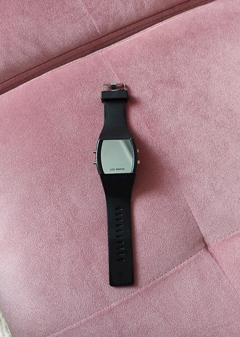 Adidas Siyah Minimalist Aynalı Saat