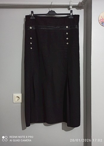 Düğmeli Siyah Uzun Gotik Etek - Görsel 2