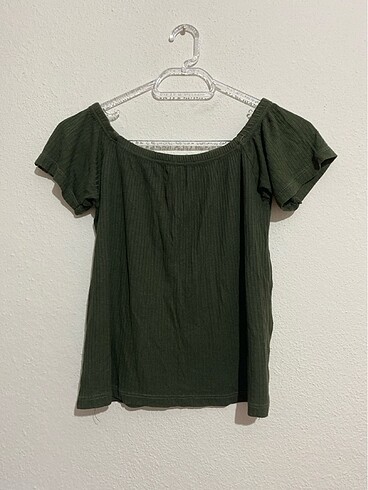 Haki yeşili crop