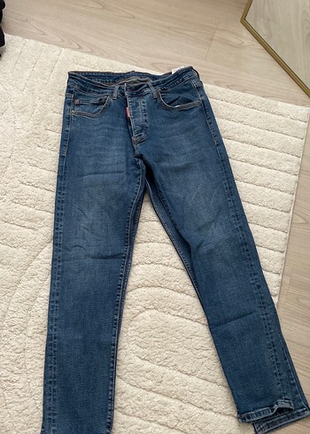 Diğer 2 adet erkek kot pantolon