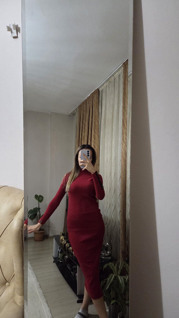 Bordo Yüksek Yakalı Midi Triko Elbise - Görsel 2