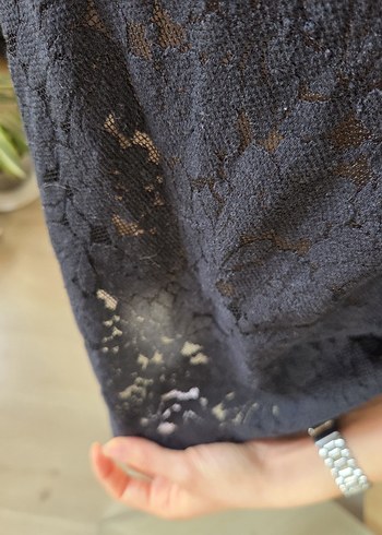 Siyah dantelliydi bluz - Görsel 3