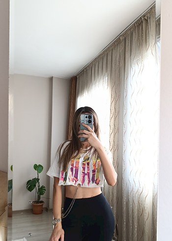 Kadın crop - Görsel 3