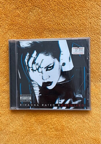 Rihanna - Rated R (Remixed) Albümü (CD)