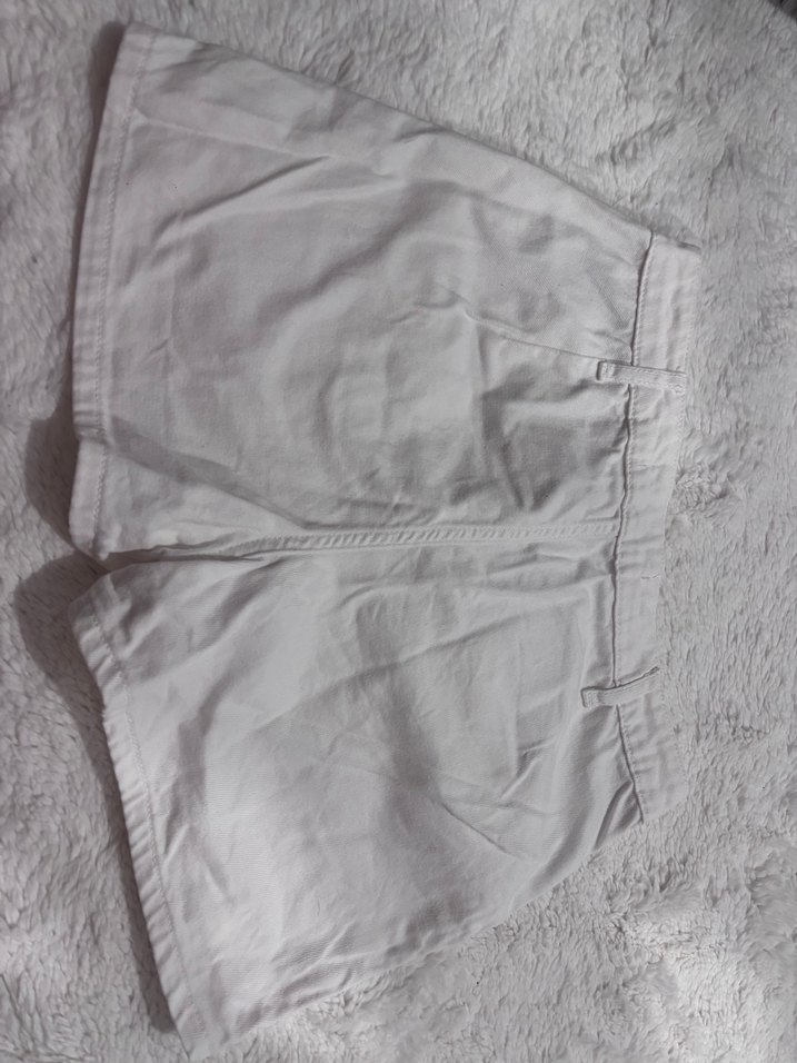 Beyaz Mini Şort - Görsel 2