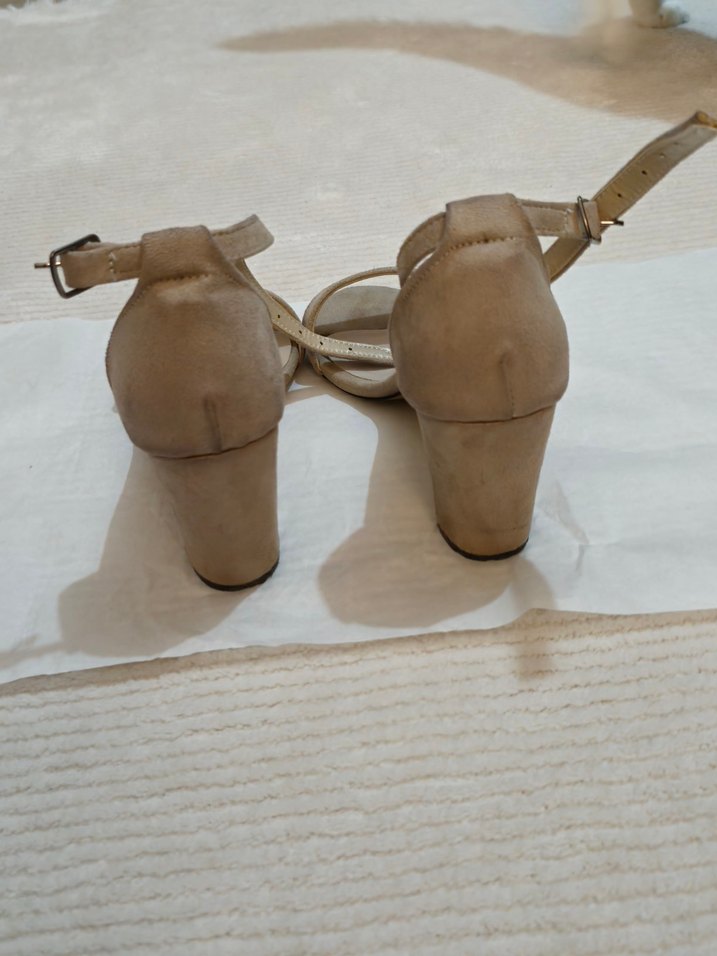 Bej Süet Stiletto Tokalı Kadın Topuklu Ayakkabı - Görsel 2