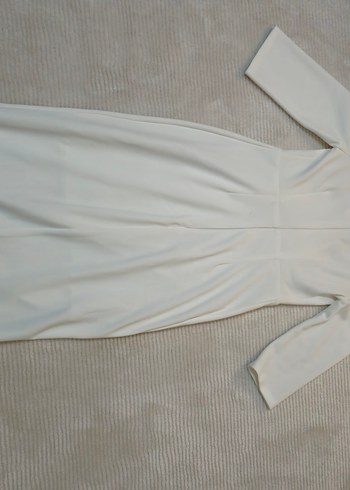 V Yaka Midi Beyaz söz Elbisesi - Görsel 4