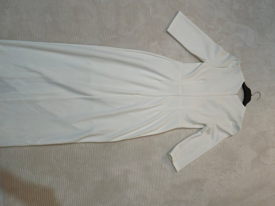 V Yaka Midi Beyaz söz Elbisesi - Görsel 4