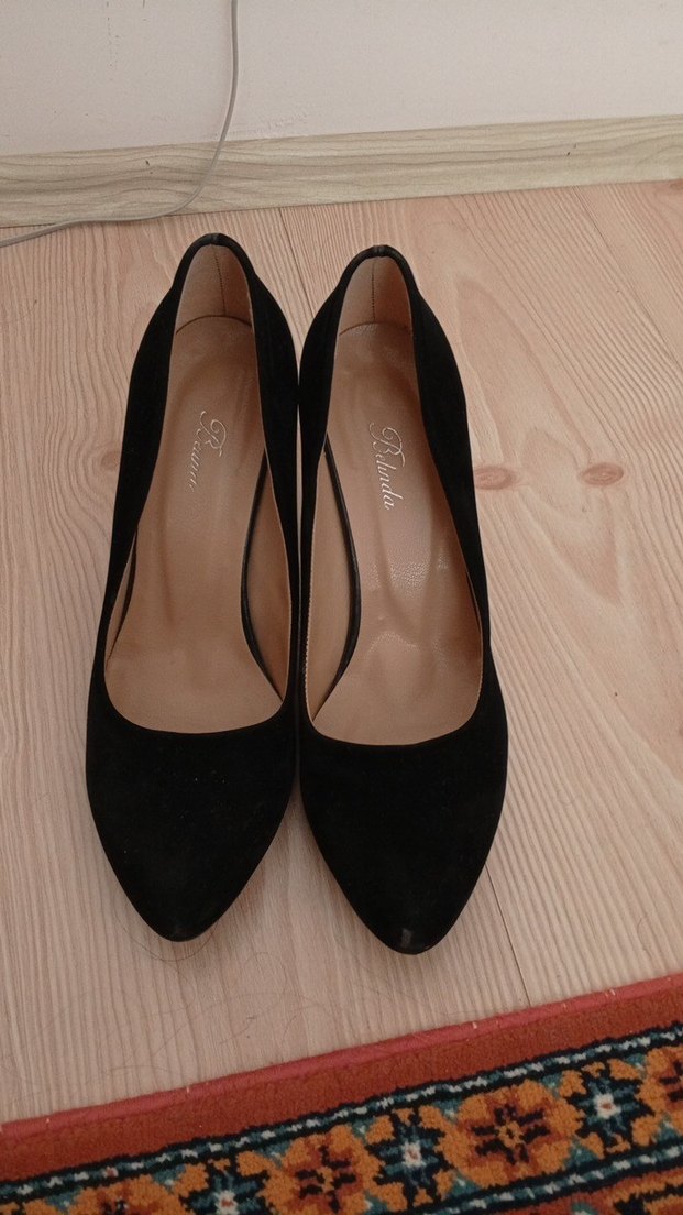 Siyah Süet Stiletto Topuklu Kadın Ayakkabı - Görsel 2