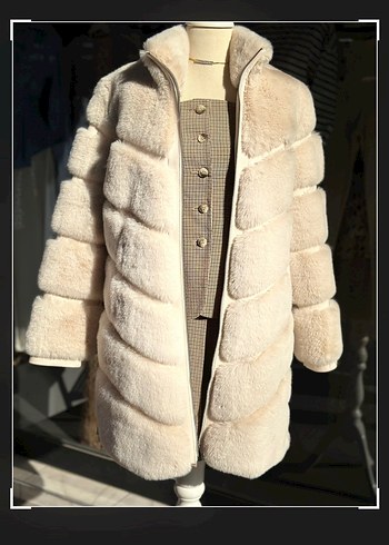 Bej Midi Uzunlukta Kadın Suni Kürk Mont - Görsel 2