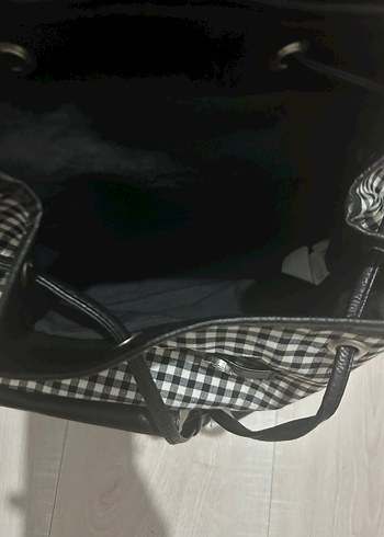 Tokalı Siyah Deri Kadın Sırt Çantası - Görsel 2