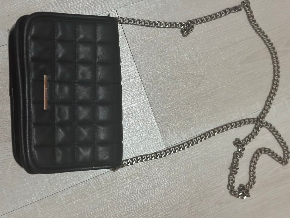 Siyah Deri Zincir Detaylı Kadın Çanta - Görsel 2