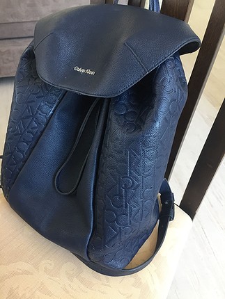 Calvin Klein sırt çantası
