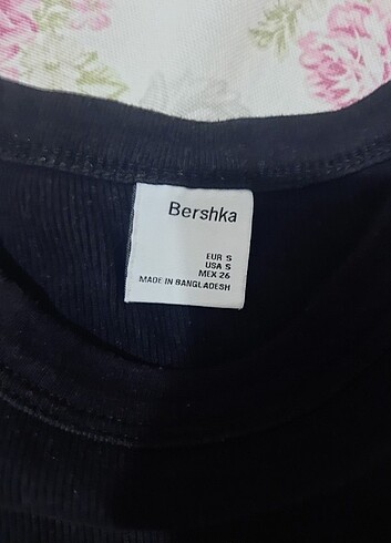 s Beden Bershka siyah basic tshirt 