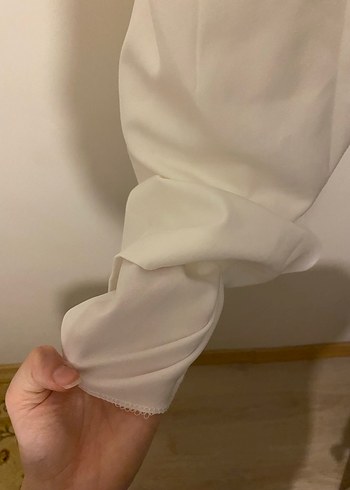 Beyaz, Yüksek Yakalı, Kolsuz Midi Elbise - Görsel 4