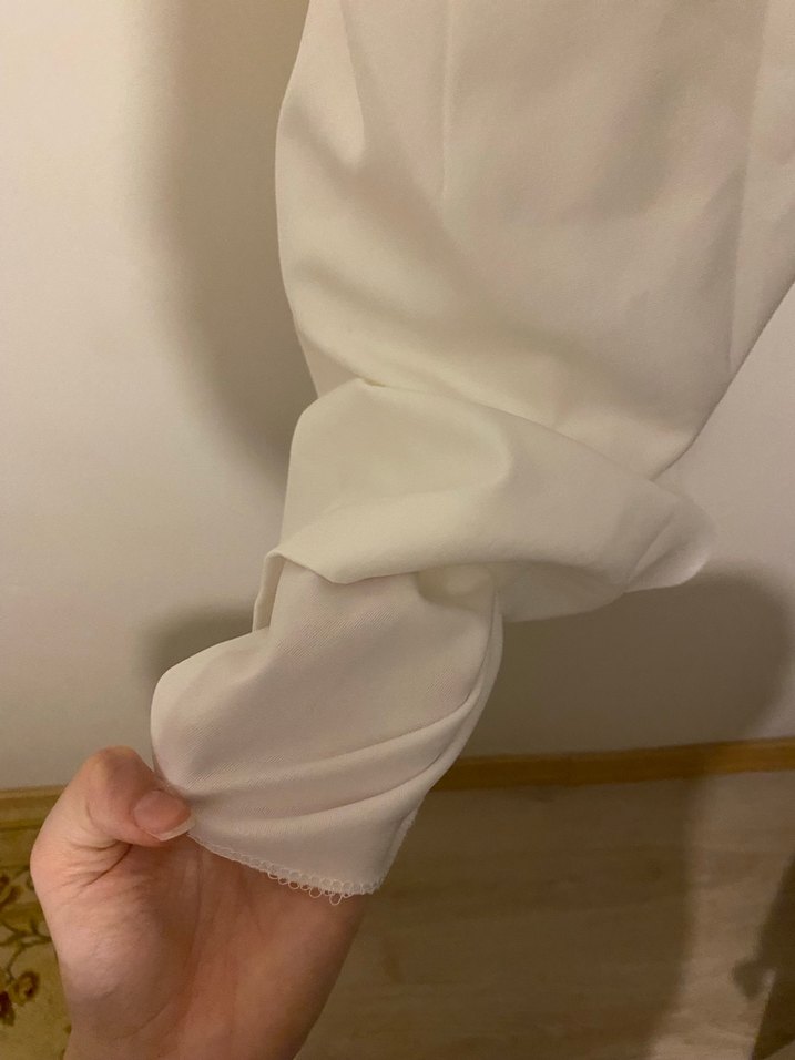 Beyaz, Yüksek Yakalı, Kolsuz Midi Elbise - Görsel 4