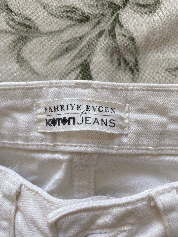 Beyaz Kadın Midi Boy Pamuk Jean - Görsel 3