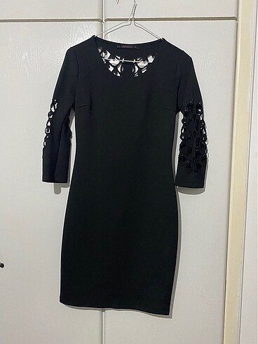 Siyah elbise - Görsel 2